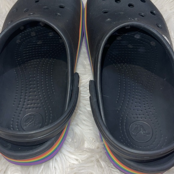 CROCS- Crocband Rainbow Crocs rainbow  platform crocs like New Size -W-9 M-7 - Picture 4 of 4
